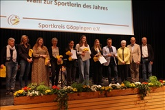 DSC03022: Gruppenbild Sportlerinnen DSC03022: Gruppenbild Sportlerinnen